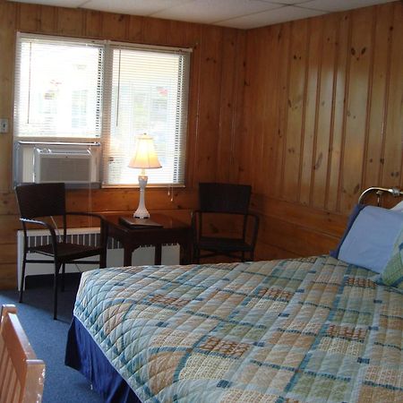 Town & Beach Motel Falmouth Bagian luar foto
