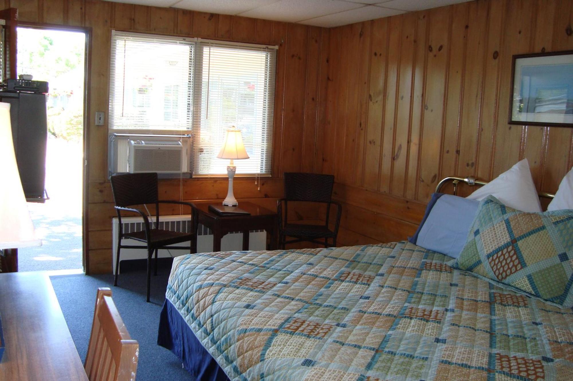 Town & Beach Motel Falmouth Bagian luar foto