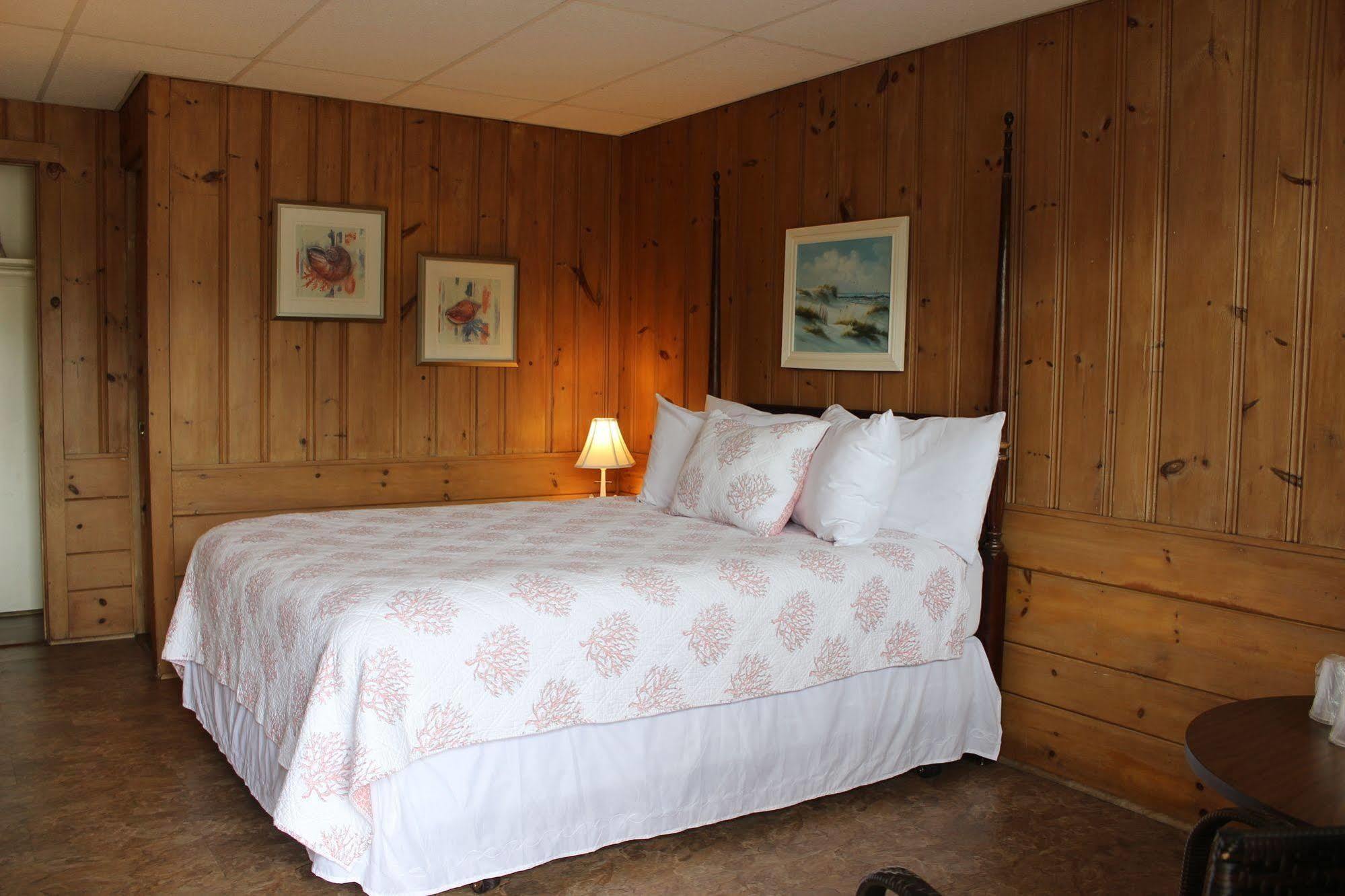 Town & Beach Motel Falmouth Bagian luar foto